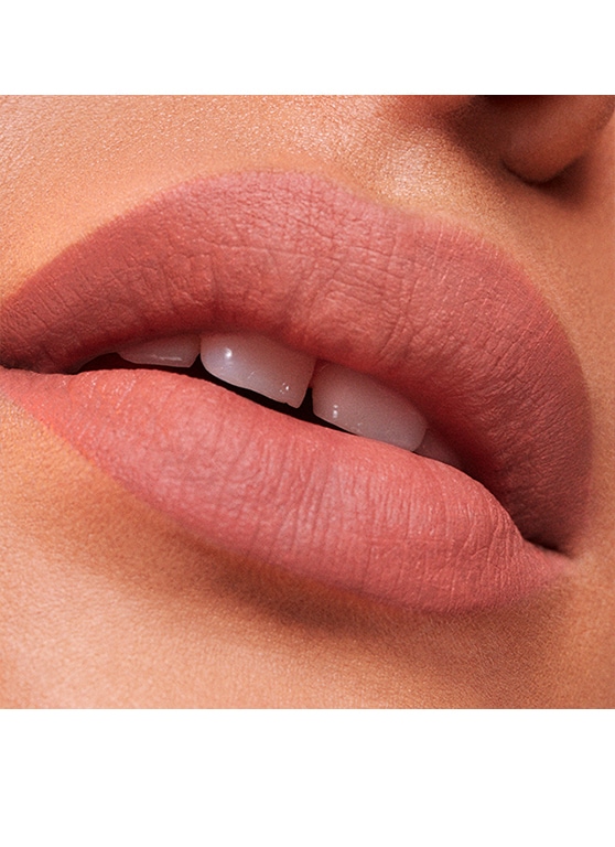 pure color whipped matte lippenstift mit moringa-butter